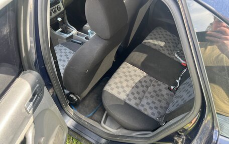 Ford Focus II рестайлинг, 2006 год, 150 000 рублей, 33 фотография
