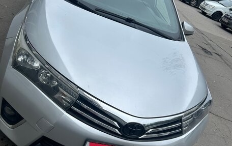 Toyota Corolla, 2013 год, 900 000 рублей, 4 фотография