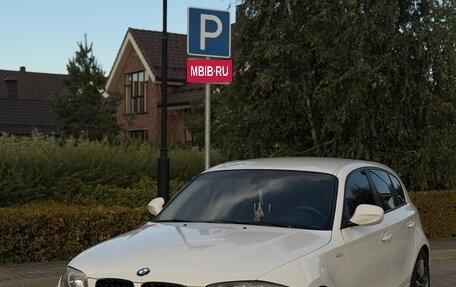 BMW 1 серия, 2010 год, 750 000 рублей, 1 фотография