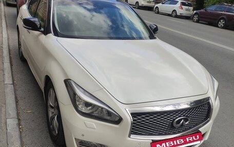 Infiniti Q70 I, 2015 год, 2 450 000 рублей, 7 фотография
