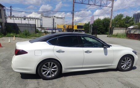 Infiniti Q70 I, 2015 год, 2 450 000 рублей, 11 фотография