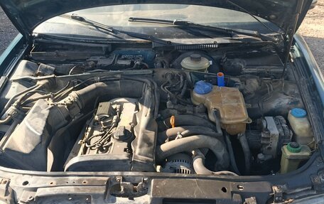 Audi A4, 1996 год, 100 000 рублей, 9 фотография