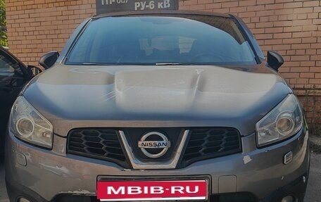 Nissan Qashqai, 2012 год, 900 000 рублей, 2 фотография