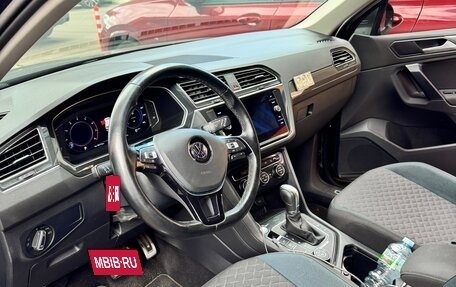 Volkswagen Tiguan II, 2019 год, 2 200 000 рублей, 14 фотография