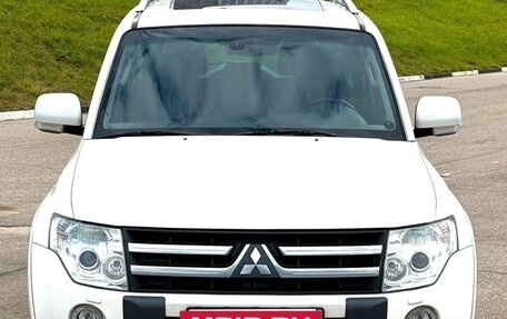 Mitsubishi Pajero IV, 2010 год, 2 050 000 рублей, 2 фотография