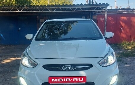 Hyundai Solaris II рестайлинг, 2013 год, 890 000 рублей, 9 фотография