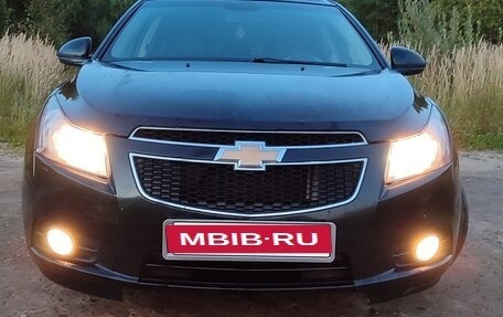 Chevrolet Cruze II, 2011 год, 530 000 рублей, 2 фотография