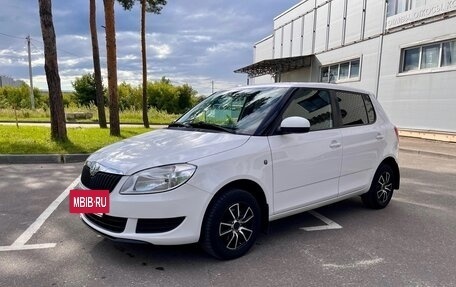 Skoda Fabia II, 2011 год, 525 000 рублей, 3 фотография