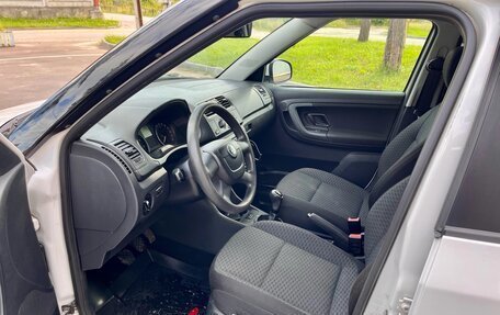 Skoda Fabia II, 2011 год, 525 000 рублей, 10 фотография