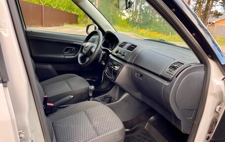 Skoda Fabia II, 2011 год, 525 000 рублей, 13 фотография
