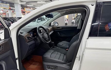 Volkswagen Tharu, 2022 год, 1 530 000 рублей, 7 фотография