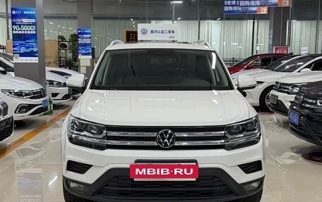 Volkswagen Tharu, 2022 год, 1 530 000 рублей, 2 фотография