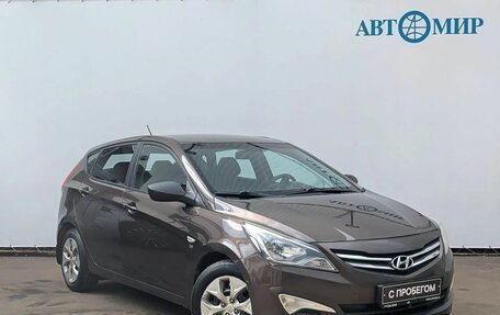 Hyundai Solaris II рестайлинг, 2015 год, 1 035 000 рублей, 3 фотография
