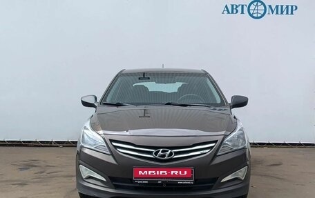 Hyundai Solaris II рестайлинг, 2015 год, 1 035 000 рублей, 2 фотография
