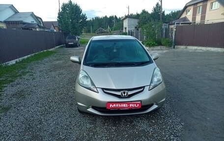 Honda Fit III, 2009 год, 480 000 рублей, 1 фотография