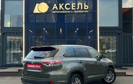 Toyota Highlander III, 2014 год, 2 449 000 рублей, 4 фотография