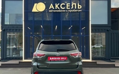 Toyota Highlander III, 2014 год, 2 449 000 рублей, 5 фотография