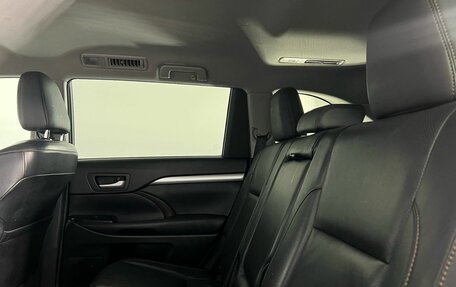 Toyota Highlander III, 2014 год, 2 449 000 рублей, 15 фотография