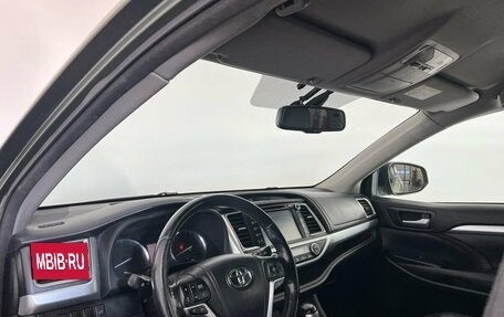 Toyota Highlander III, 2014 год, 2 449 000 рублей, 11 фотография