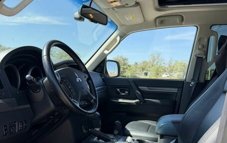Mitsubishi Pajero IV, 2021 год, 4 100 000 рублей, 6 фотография