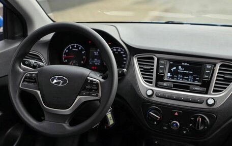 Hyundai Solaris II рестайлинг, 2019 год, 1 370 000 рублей, 14 фотография