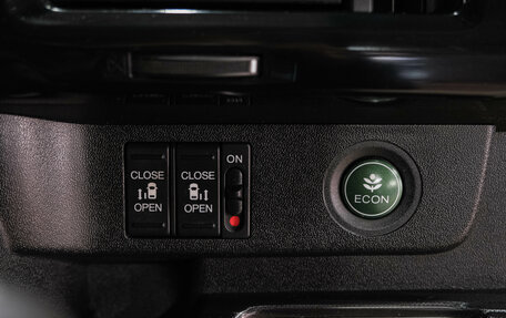 Honda Stepwgn IV, 2015 год, 1 799 000 рублей, 30 фотография