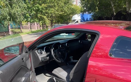 Ford Mustang VI рестайлинг, 2006 год, 1 100 000 рублей, 6 фотография