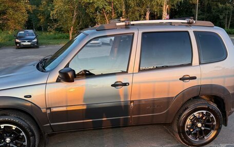 Chevrolet Niva I рестайлинг, 2013 год, 600 000 рублей, 3 фотография