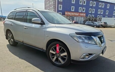 Nissan Pathfinder, 2015 год, 1 500 000 рублей, 3 фотография