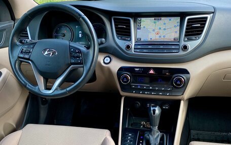 Hyundai Tucson III, 2018 год, 1 999 000 рублей, 8 фотография