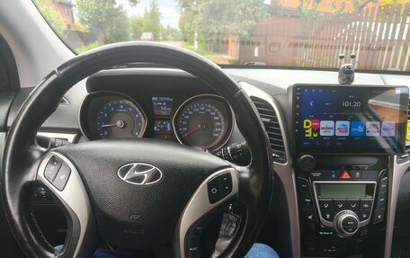 Hyundai i30 II рестайлинг, 2013 год, 930 000 рублей, 10 фотография