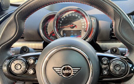 MINI Clubman, 2019 год, 3 600 000 рублей, 9 фотография