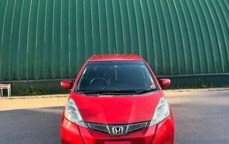 Honda Fit III, 2011 год, 1 100 000 рублей, 2 фотография