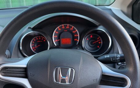 Honda Fit III, 2011 год, 1 100 000 рублей, 13 фотография