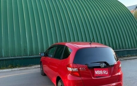 Honda Fit III, 2011 год, 1 100 000 рублей, 6 фотография