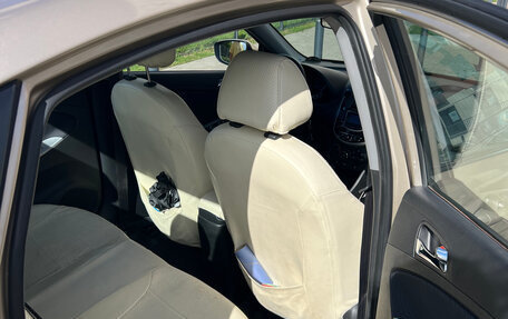 Hyundai Solaris II рестайлинг, 2013 год, 800 000 рублей, 7 фотография