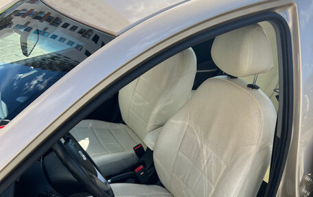 Hyundai Solaris II рестайлинг, 2013 год, 800 000 рублей, 6 фотография