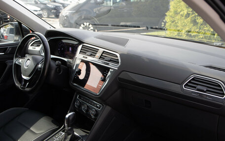 Volkswagen Tiguan II, 2018 год, 2 898 000 рублей, 7 фотография