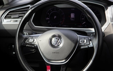 Volkswagen Tiguan II, 2018 год, 2 898 000 рублей, 14 фотография