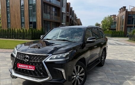 Lexus LX III, 2017 год, 6 800 000 рублей, 1 фотография
