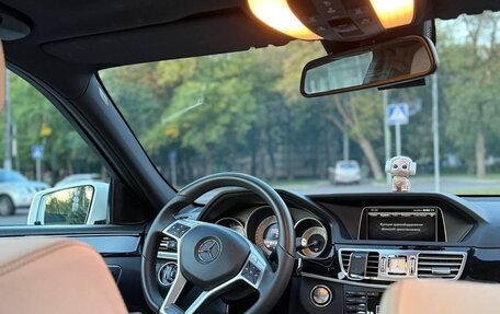 Mercedes-Benz E-Класс, 2014 год, 3 300 000 рублей, 3 фотография