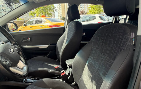 KIA Rio III рестайлинг, 2013 год, 1 020 000 рублей, 10 фотография
