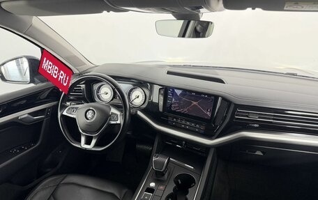 Volkswagen Touareg III, 2019 год, 5 100 000 рублей, 21 фотография