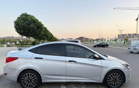 Hyundai Solaris II рестайлинг, 2016 год, 770 000 рублей, 6 фотография