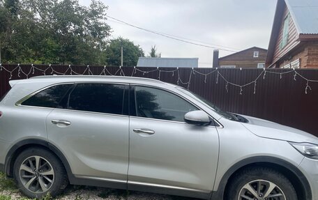 KIA Sorento III Prime рестайлинг, 2018 год, 3 000 000 рублей, 2 фотография