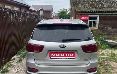 KIA Sorento III Prime рестайлинг, 2018 год, 3 000 000 рублей, 3 фотография