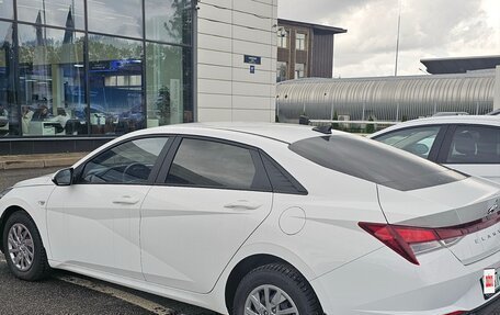 Hyundai Elantra, 2021 год, 1 900 000 рублей, 8 фотография