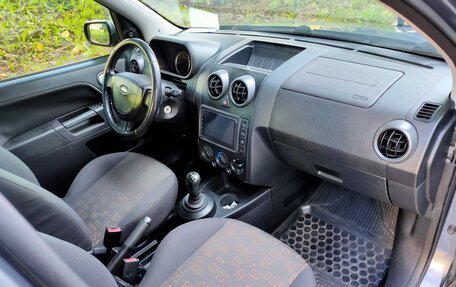 Ford Fusion I, 2005 год, 420 000 рублей, 8 фотография