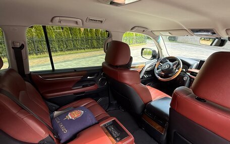 Lexus LX III, 2017 год, 6 800 000 рублей, 7 фотография