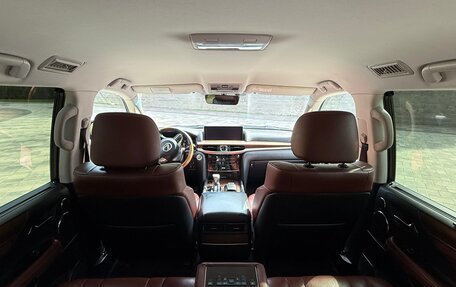 Lexus LX III, 2017 год, 6 800 000 рублей, 9 фотография